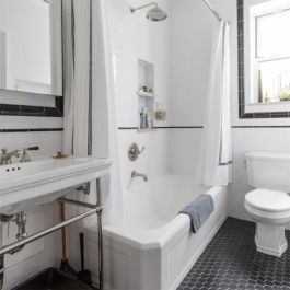 Making the most of  small bathroom