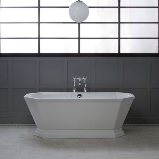 The difference between steel and acrylic baths