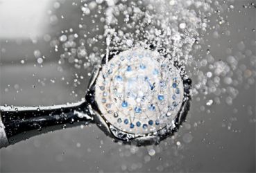 How to clean a shower head