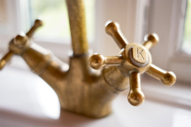 Traditional Bathroom Taps