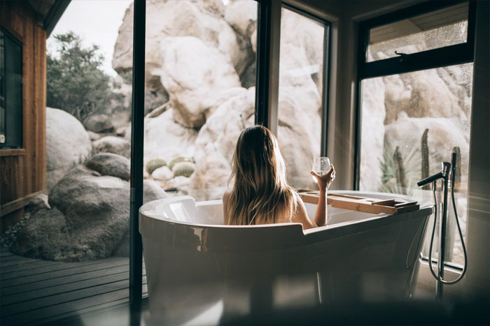 Freetstanding bath in Joshua Tree National Park